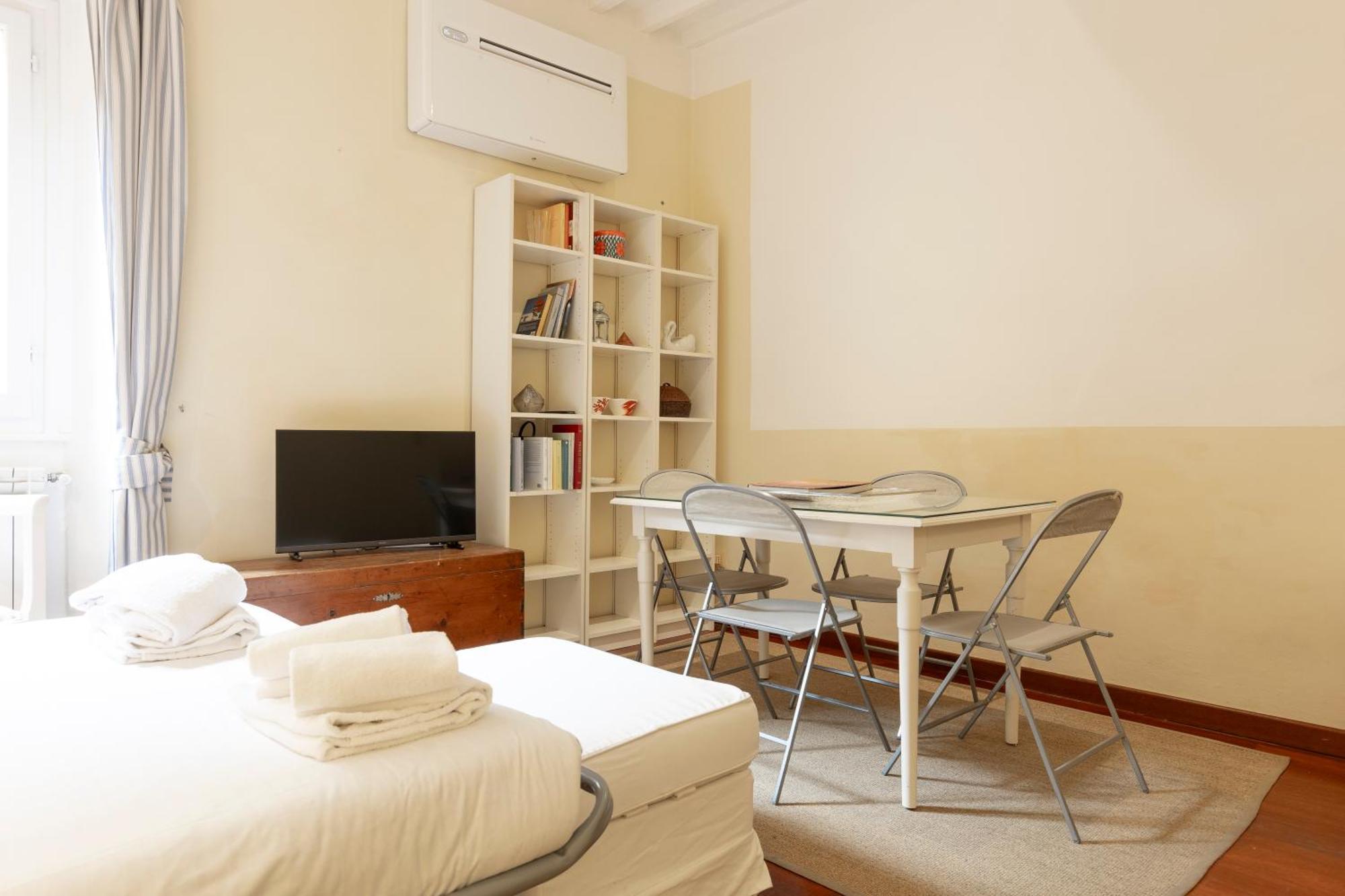 Sweet San Frediano Apartment Florence Ngoại thất bức ảnh